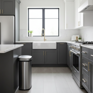 Coș de gunoi cu senzor DEUS, 58 litri, argintie