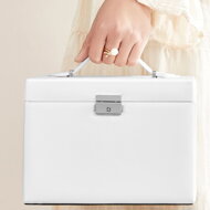 Cutia de bijuterii cu oglindă, albă